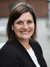 Headshot of Nicole Errett.
